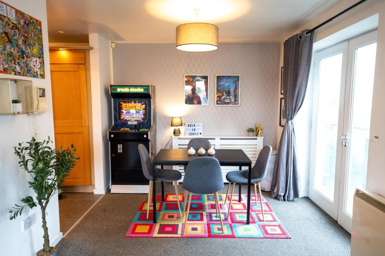 Artistic Stunning Apartment City View Londonderry Kültér fotó